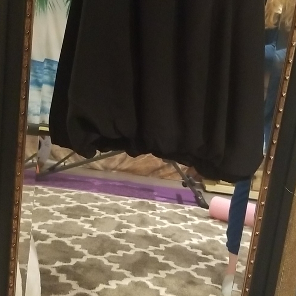 Top - Picture 4 of 9